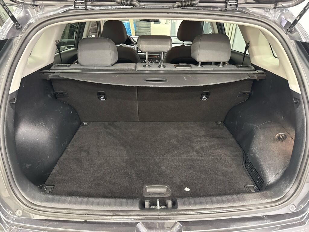 Kia Niro 2016 Harmaa