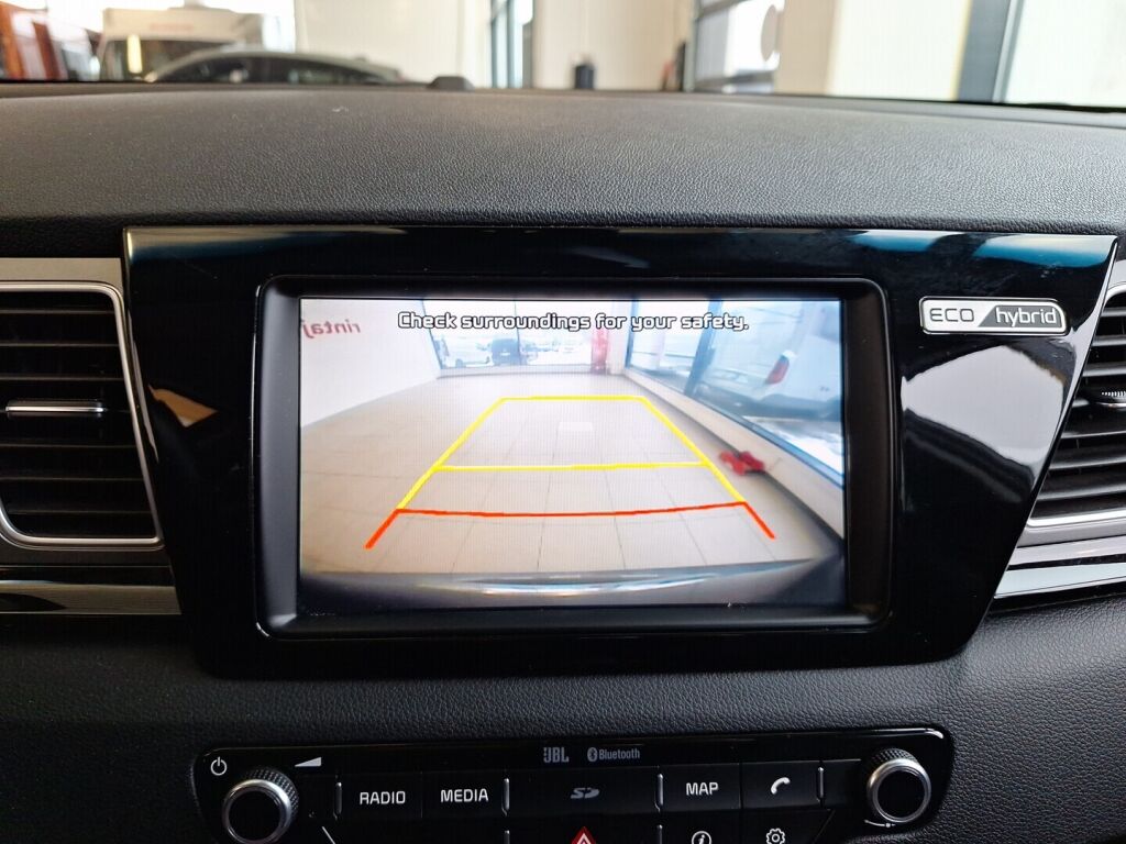 Kia Niro 2016 Harmaa