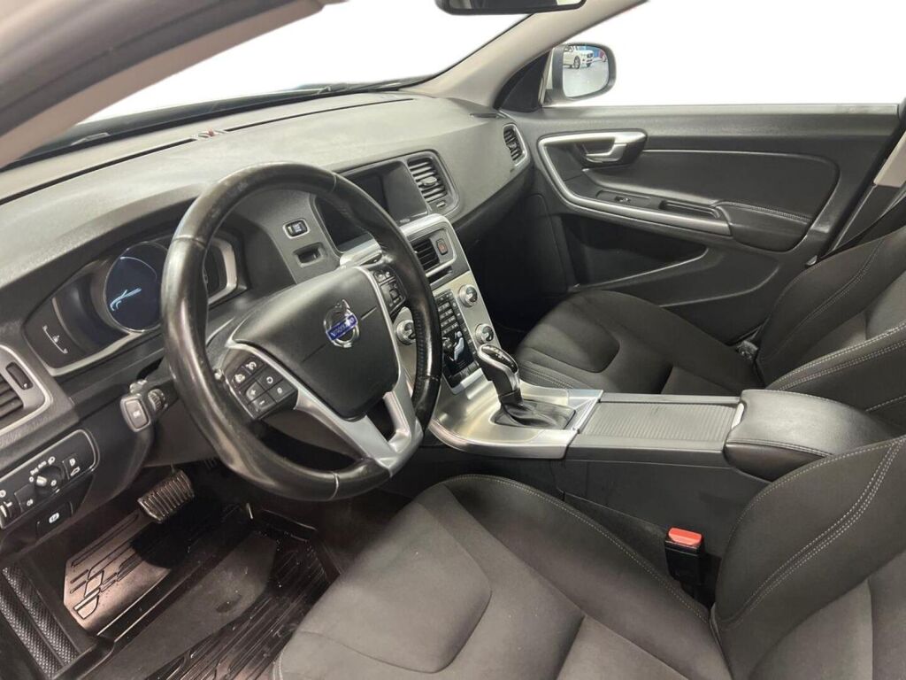 Volvo S60 2017 Valkoinen