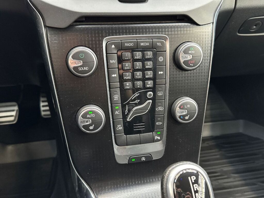 Volvo V40 2016 Harmaa