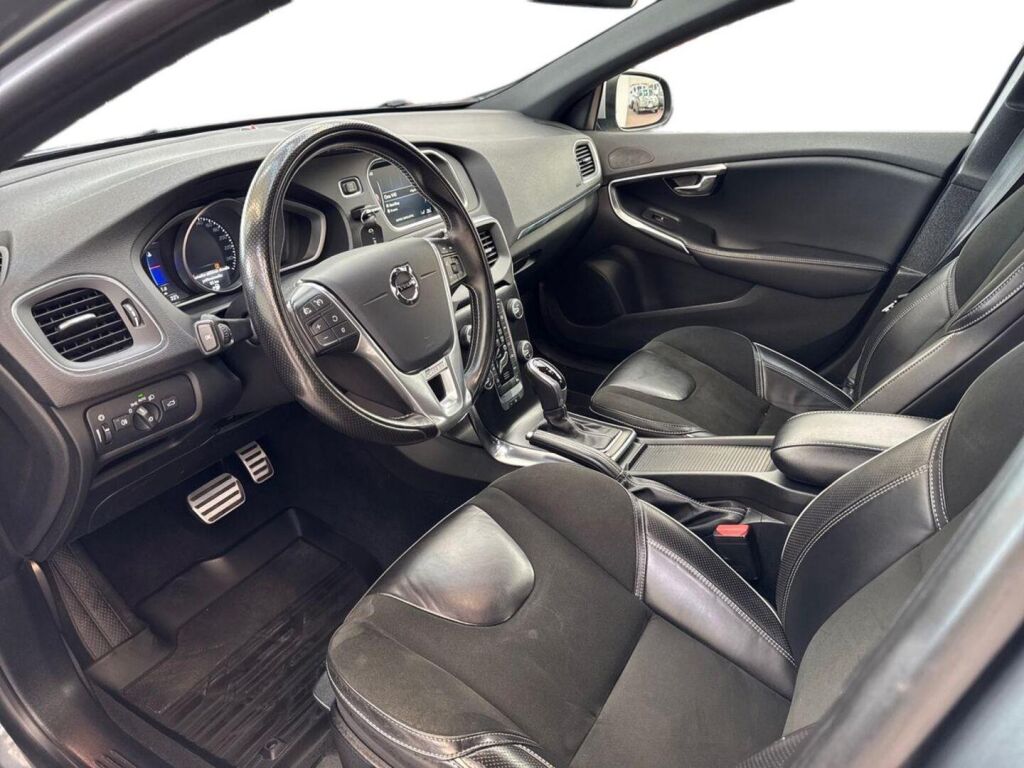Volvo V40 2016 Harmaa