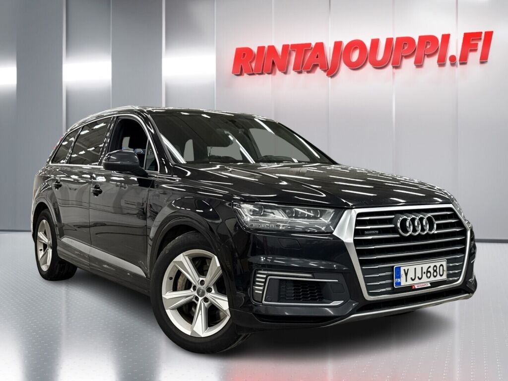 Audi Q7 2016 Musta