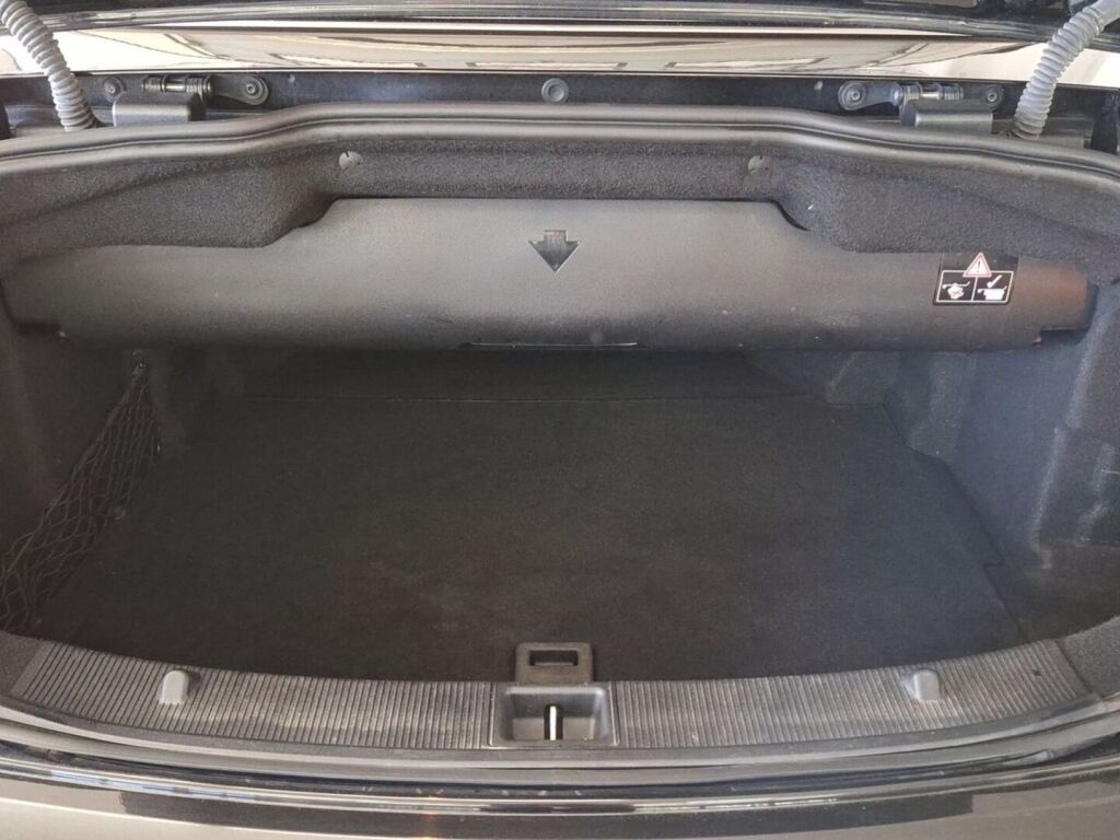 Mercedes-Benz E 2010 Musta