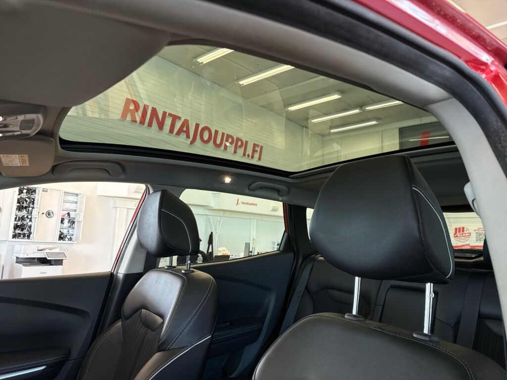 Renault Kadjar 2016 Punainen