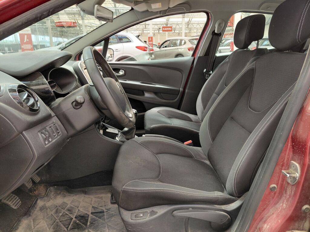 Renault Clio 2016 Punainen