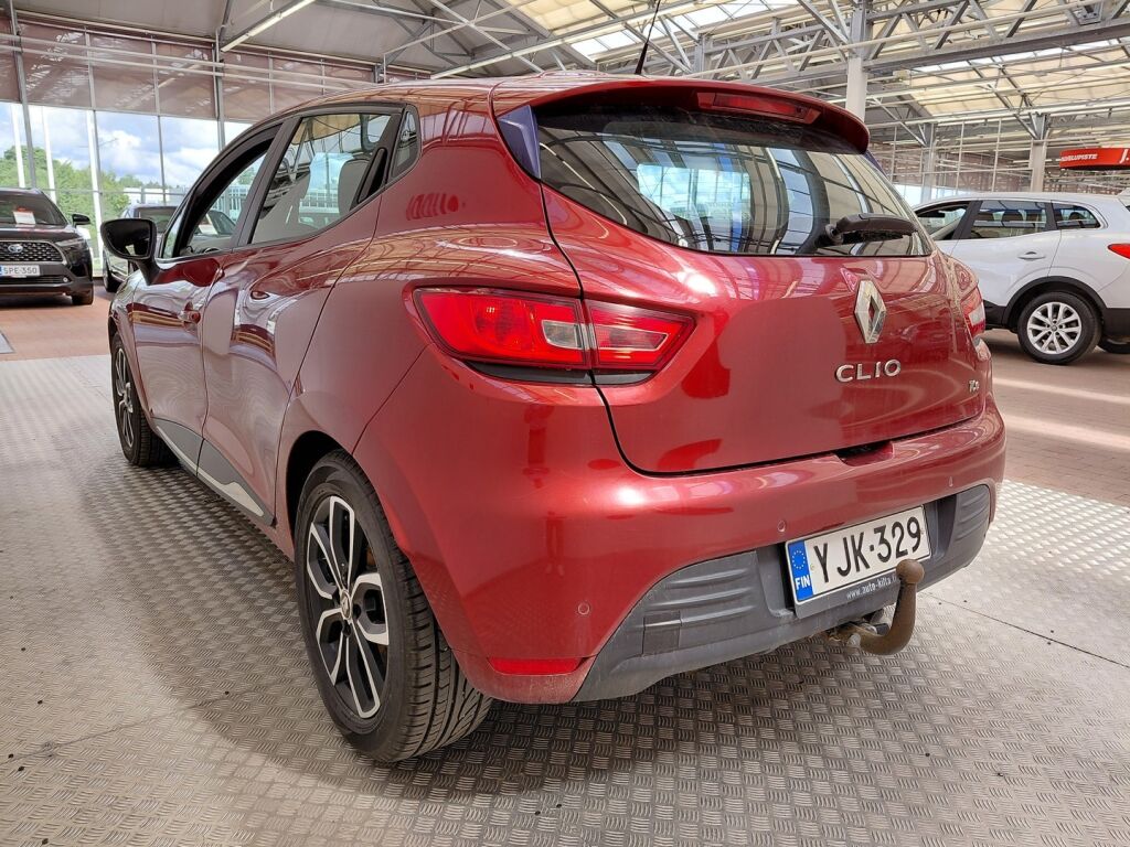 Renault Clio 2016 Punainen