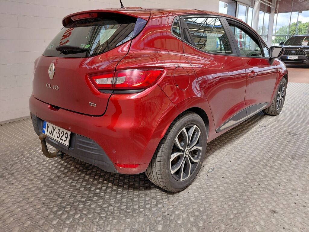 Renault Clio 2016 Punainen