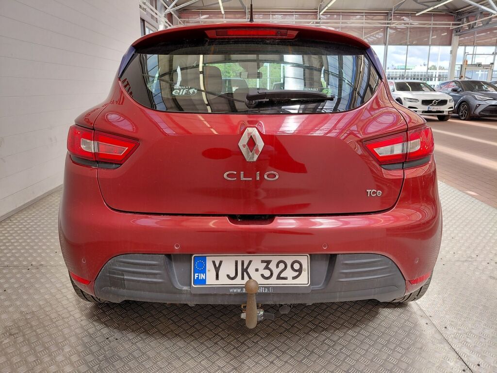 Renault Clio 2016 Punainen
