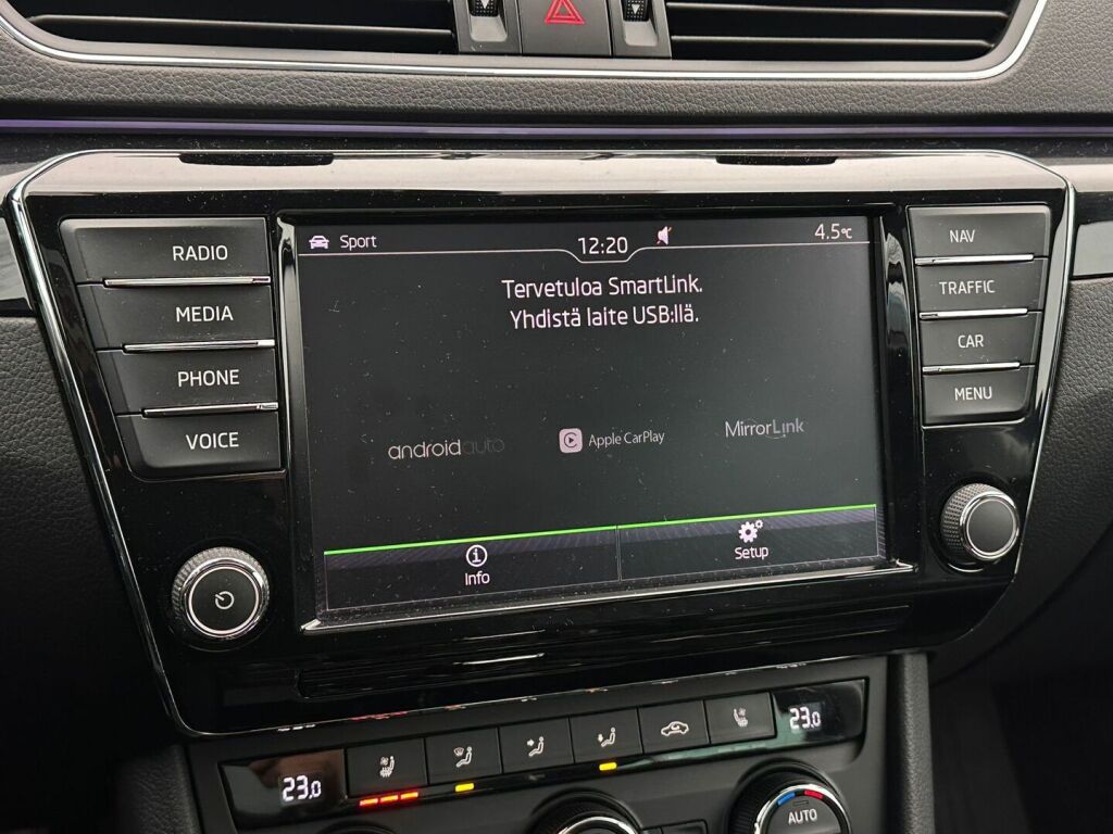 Skoda Superb 2017 Ruskea (beige)