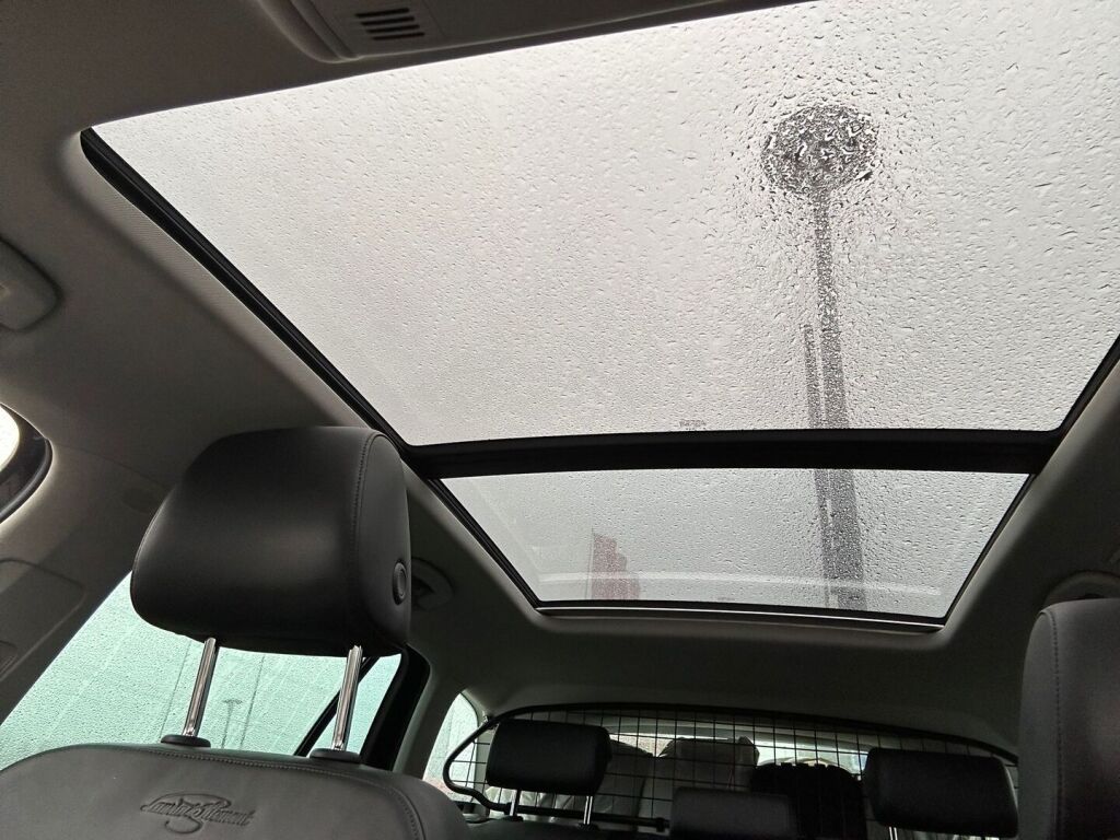 Skoda Superb 2017 Ruskea (beige)