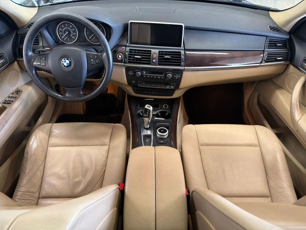 BMW X5 2007 Musta