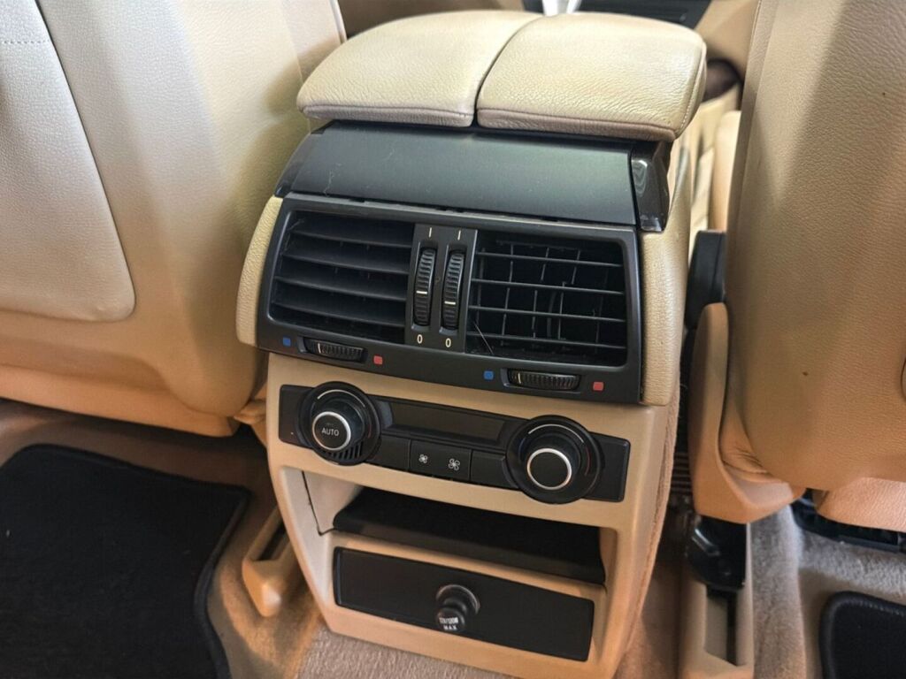 BMW X5 2007 Musta