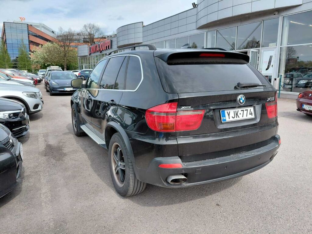 BMW X5 2007 Musta