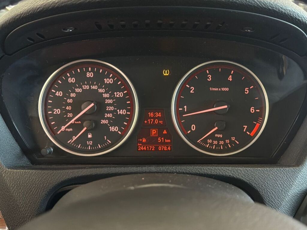BMW X5 2007 Musta