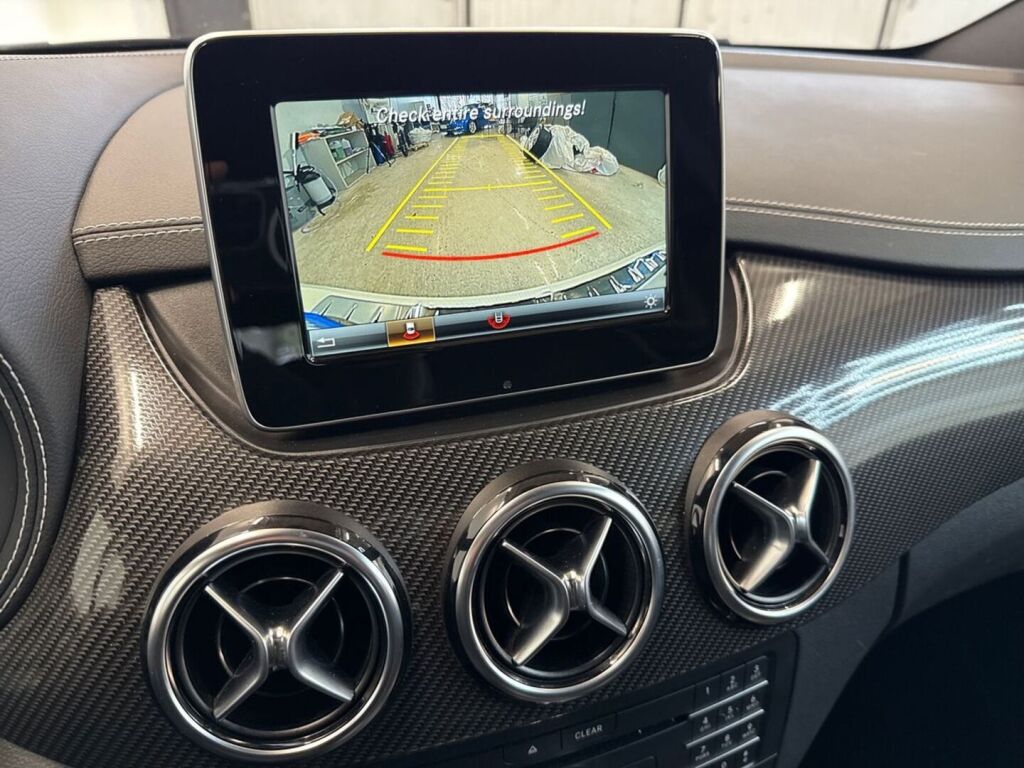 Mercedes-Benz B 2018 Valkoinen