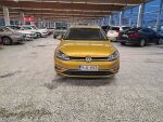 Volkswagen Golf 2018 Keltainen