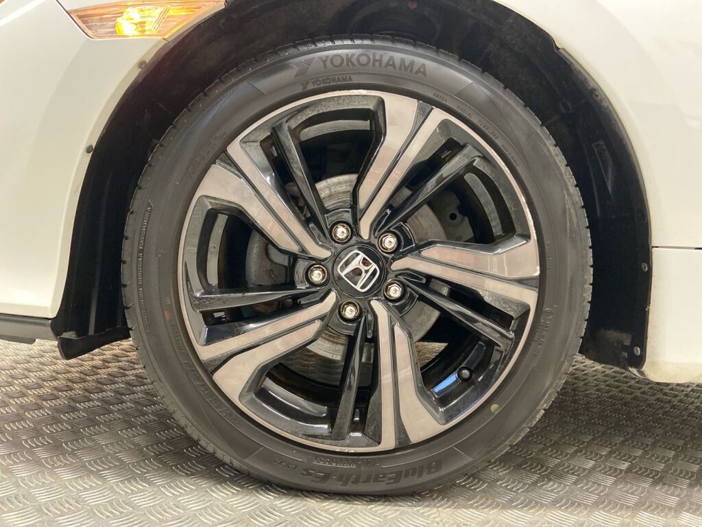 Honda Civic 2017 Valkoinen