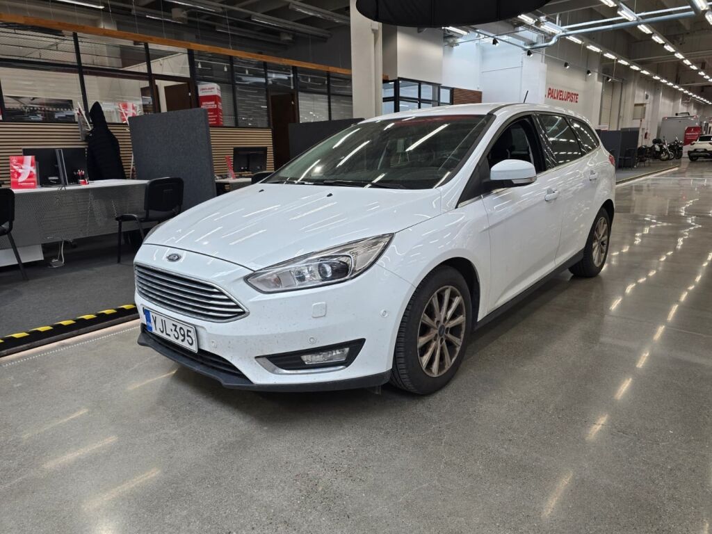 Ford Focus 2017 Valkoinen
