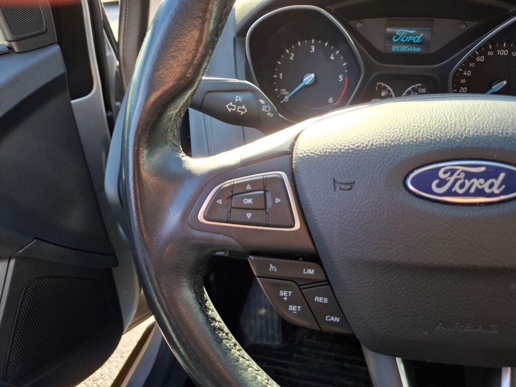 Ford Focus 2017 Harmaa