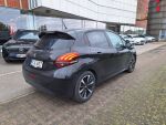 Peugeot 208 2017 Musta