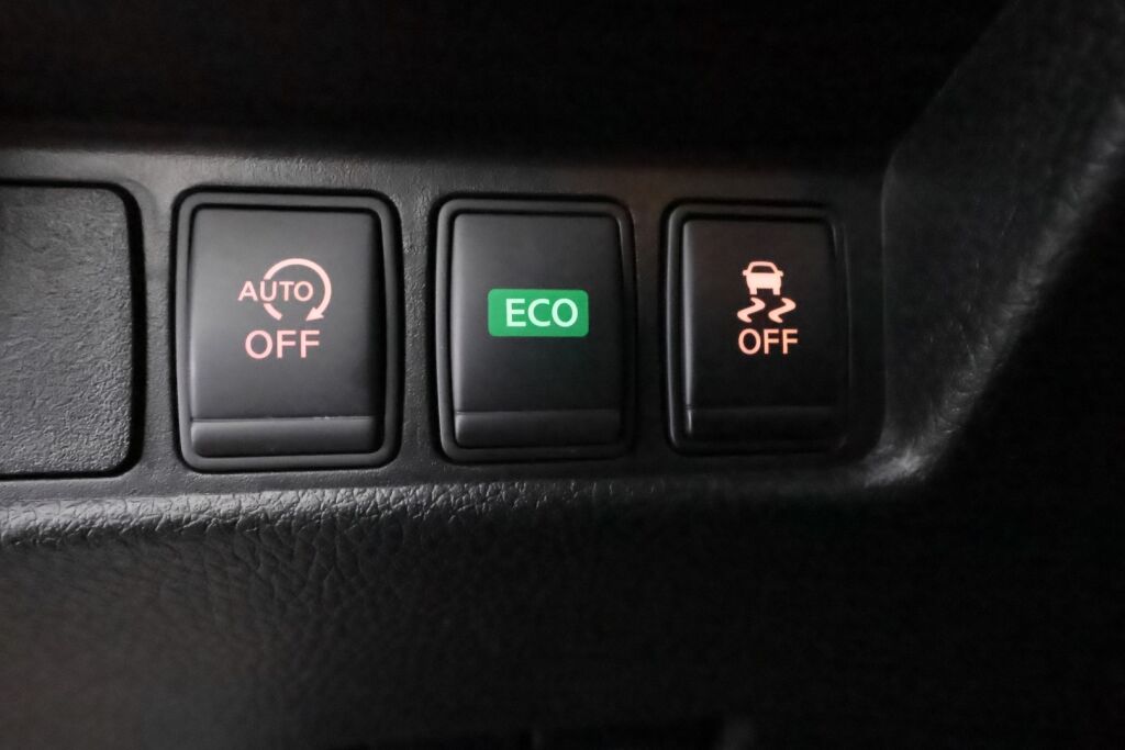 Nissan Qashqai 2017 Harmaa