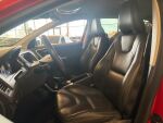 Volvo XC60 2013 Punainen