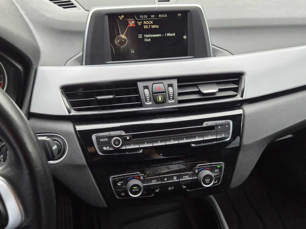 BMW X1 2017 Musta