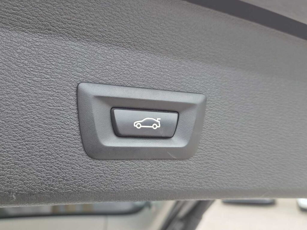 BMW X1 2017 Musta