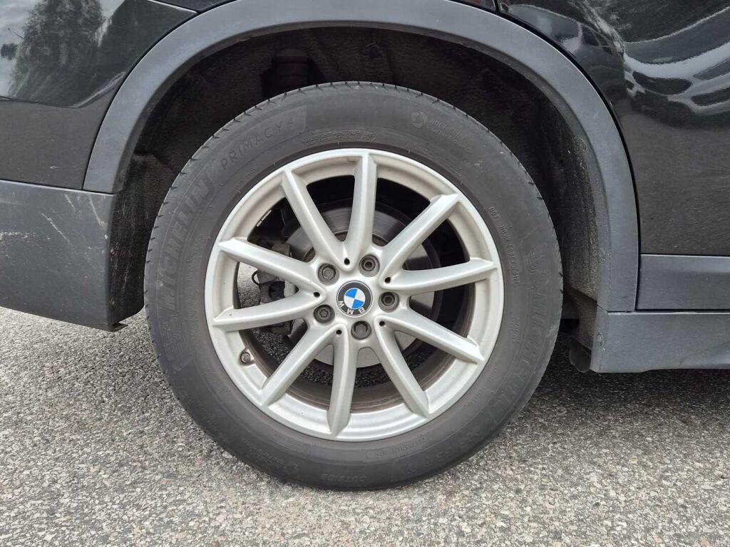 BMW X1 2017 Musta