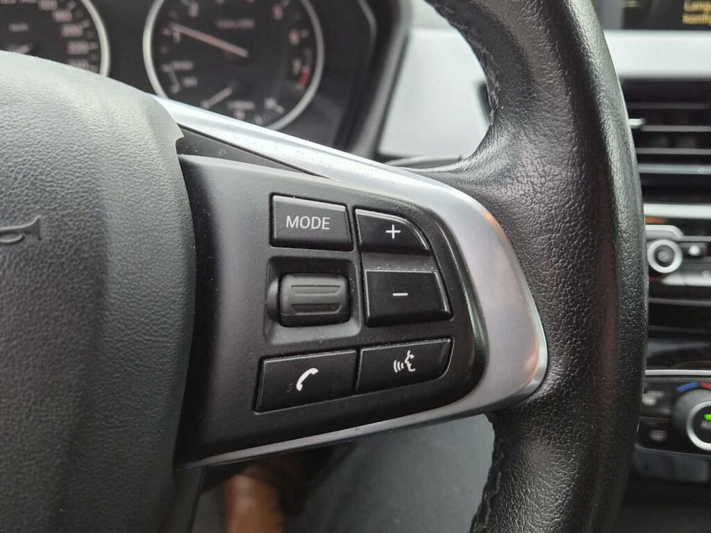 BMW X1 2017 Musta