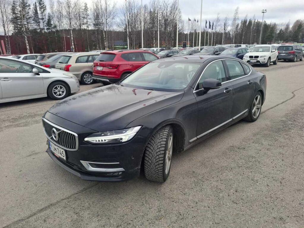 Volvo S90 2017 Musta
