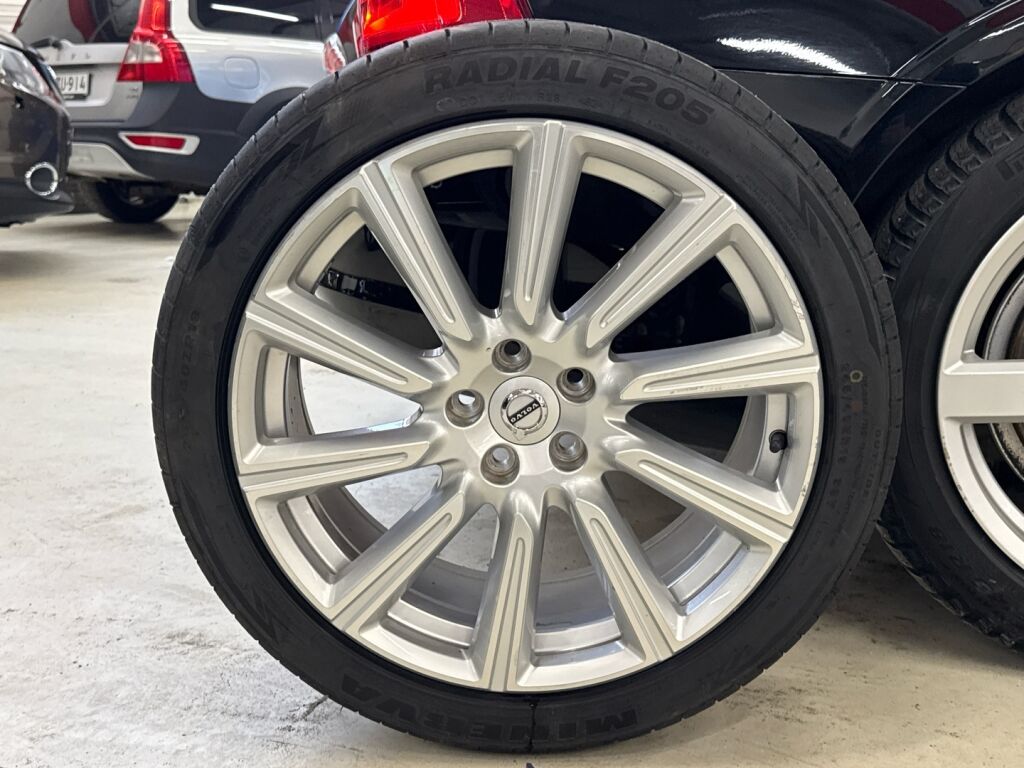 Volvo S90 2017 Musta