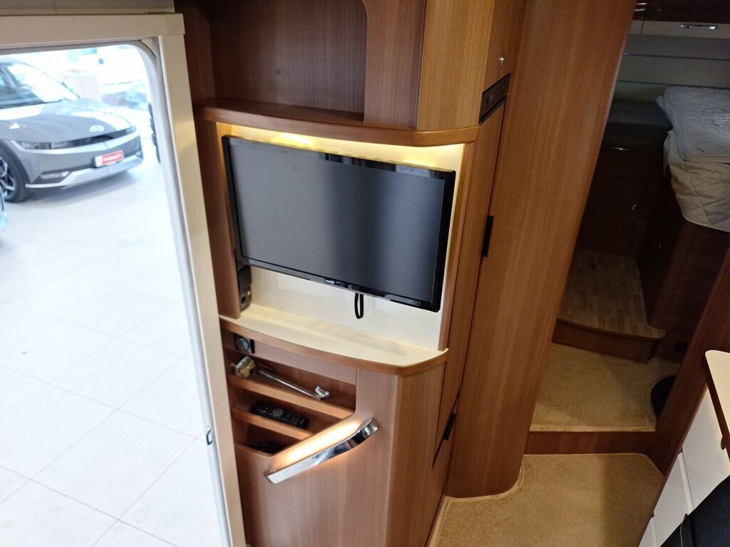 LMC CRUISER 2017 Valkoinen