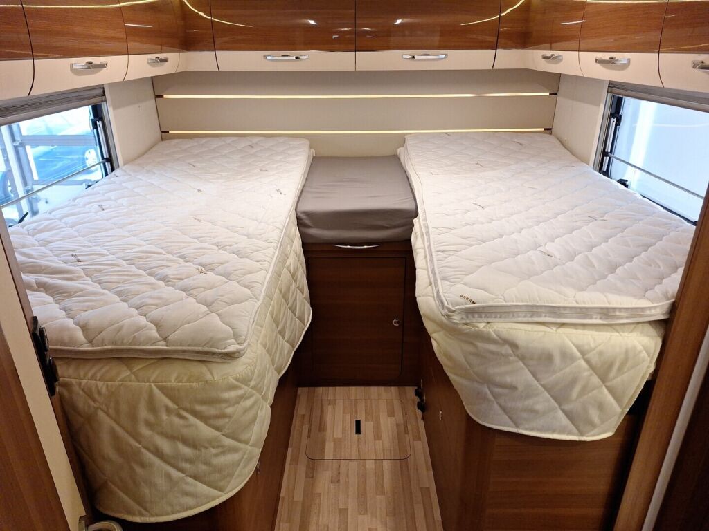 LMC CRUISER 2017 Valkoinen