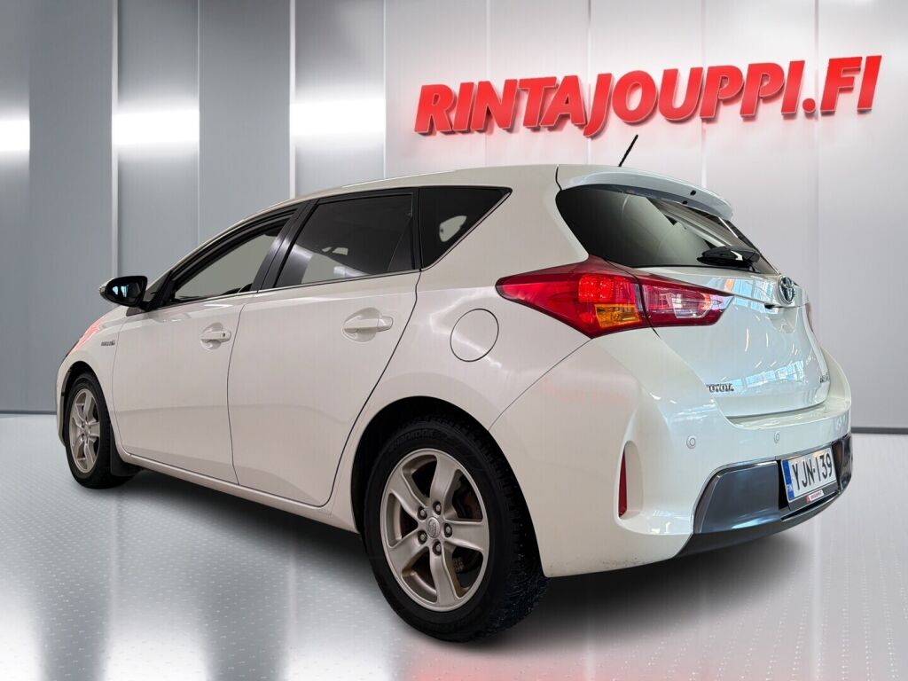 Toyota Auris 2013 Valkoinen