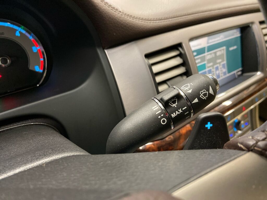 Jaguar XF 2011 Vihreä