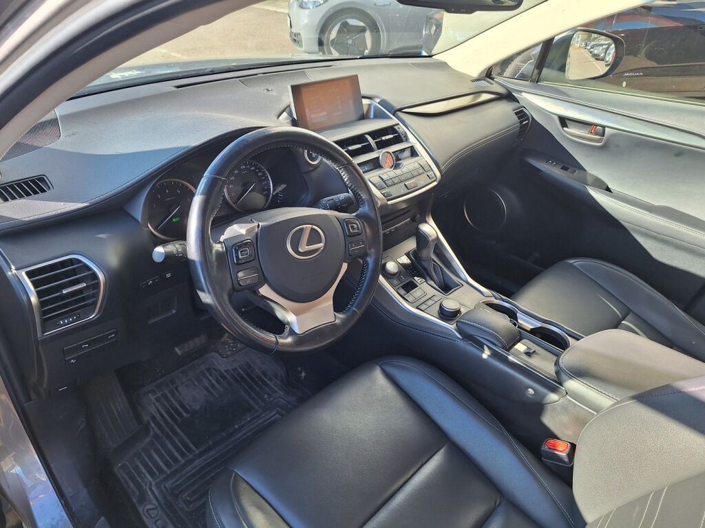 Lexus NX 2017 Hopea