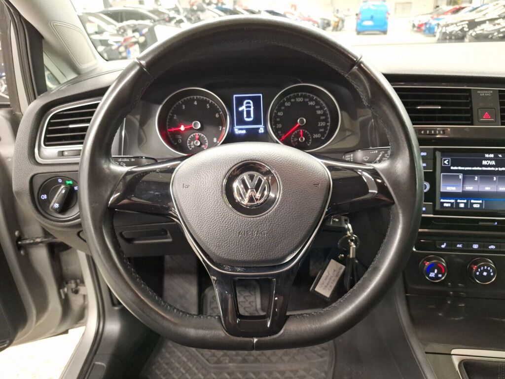 Volkswagen Golf 2017 Harmaa