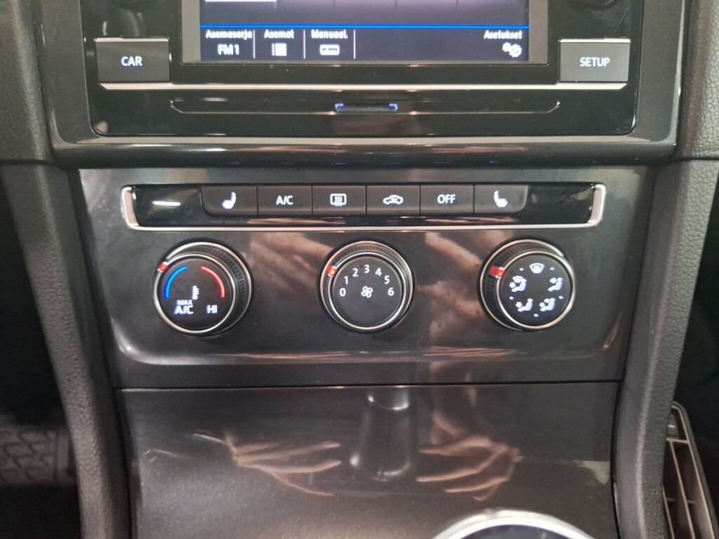 Volkswagen Golf 2017 Harmaa