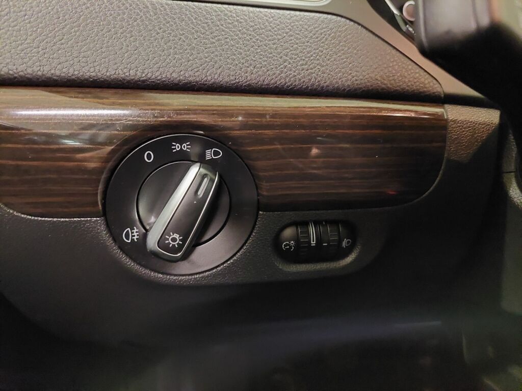 Volkswagen Jetta 2017 Valkoinen