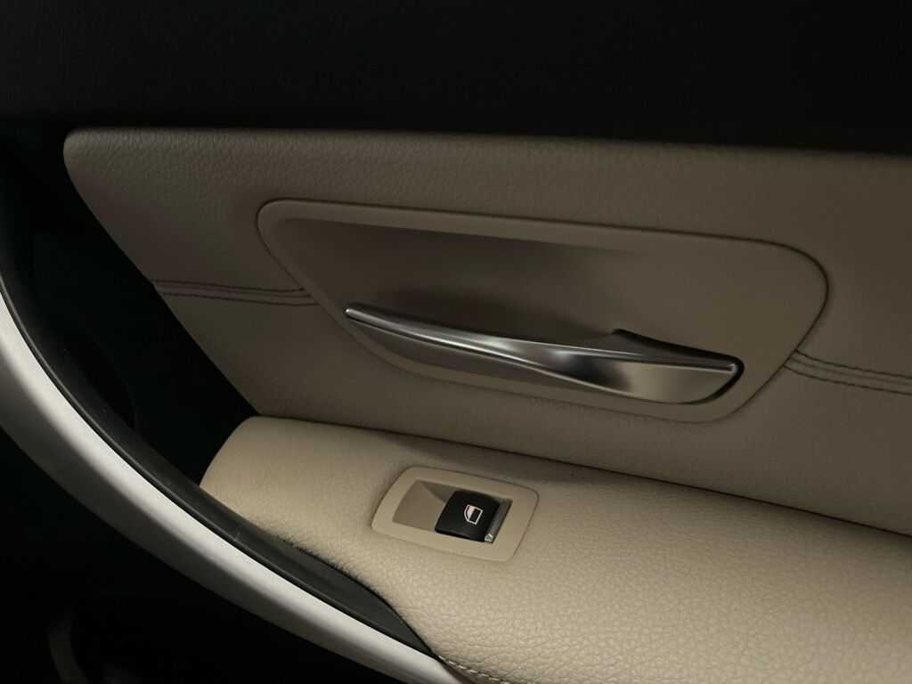 BMW 320 2017 Musta