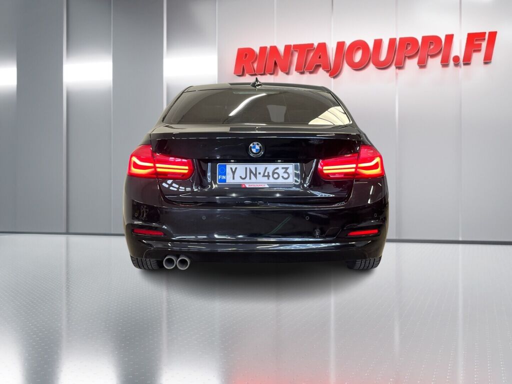 BMW 320 2017 Musta