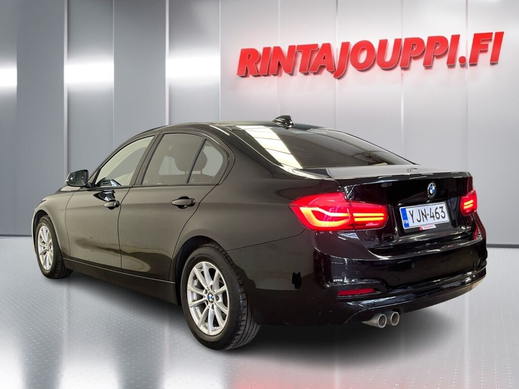 BMW 320 2017 Musta