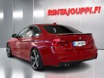 BMW 330 2017 Punainen