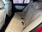 BMW 330 2017 Punainen