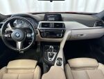 BMW 330 2017 Punainen
