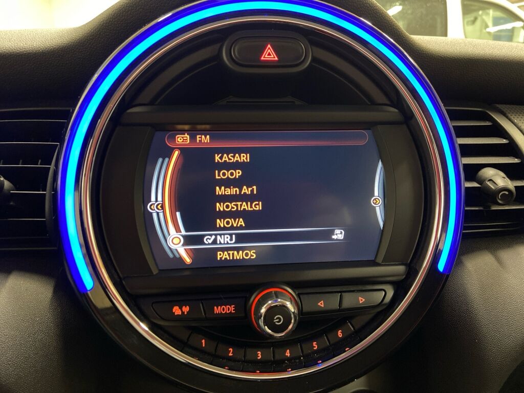 Mini Hatchback 2017 Valkoinen