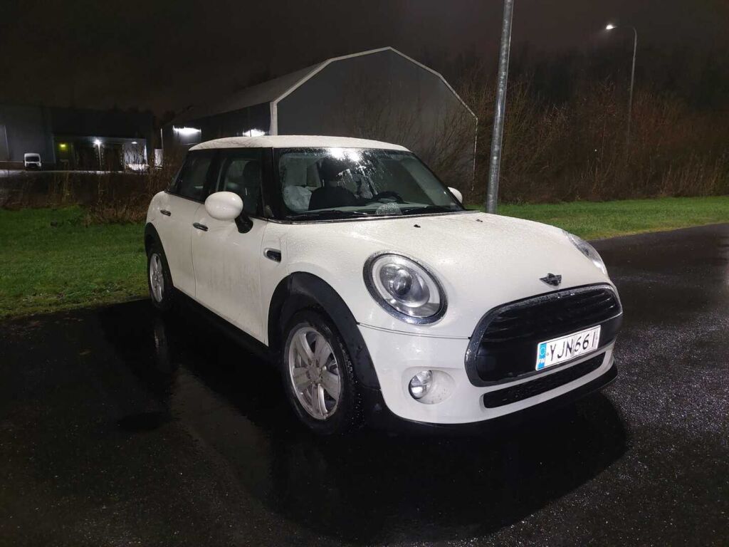 Mini Hatchback 2017 Valkoinen