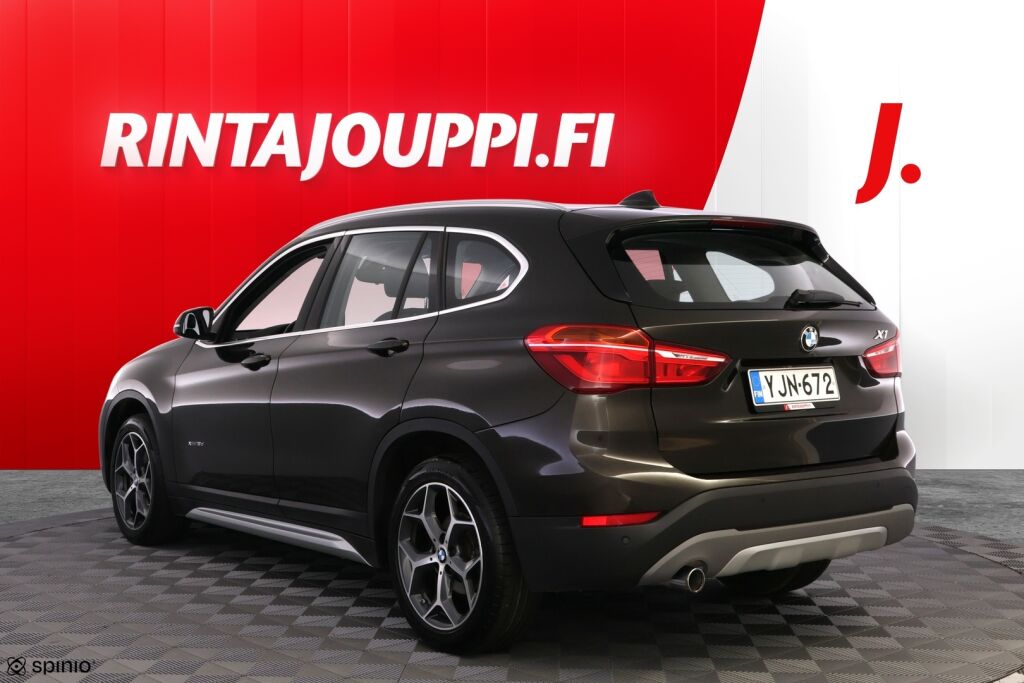 BMW X1 2018 Ruskea (beige)