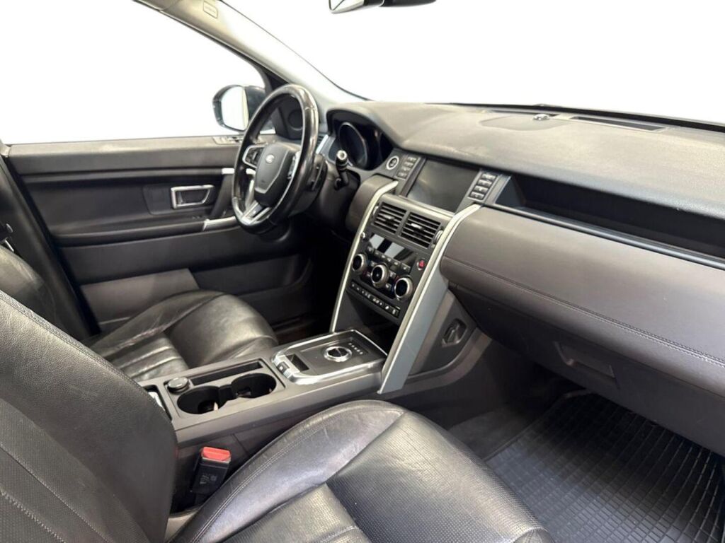 Land Rover Discovery Sport 2017 Valkoinen